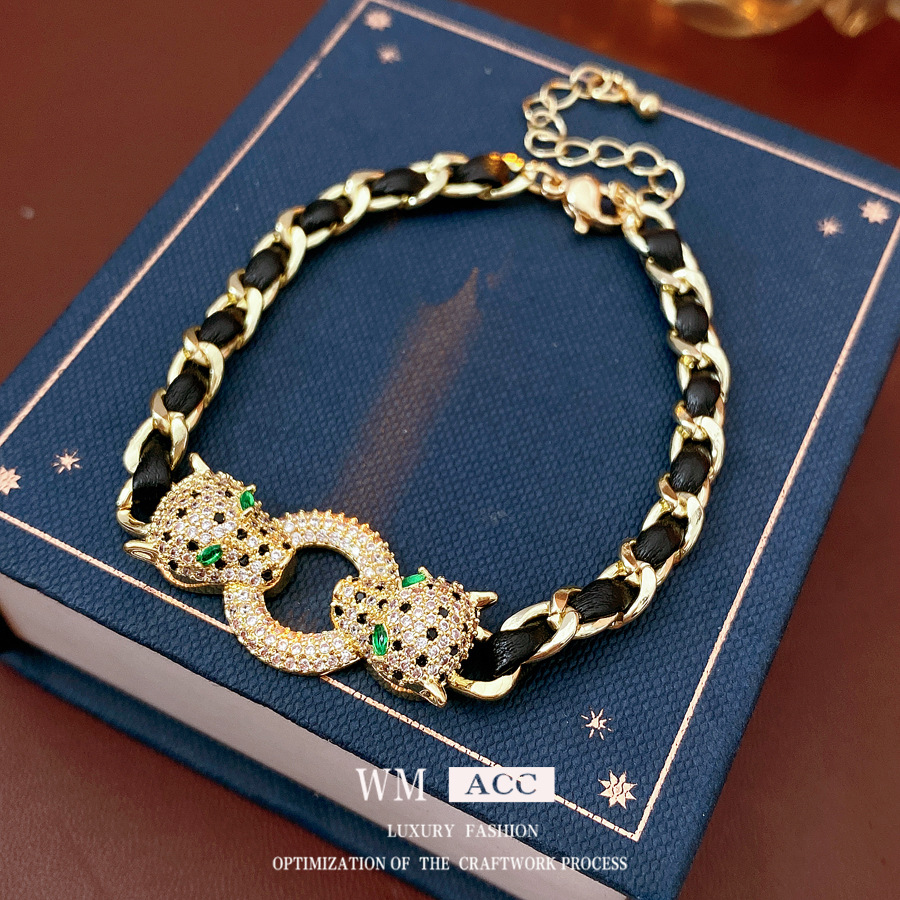 Medieval cuero vintage zircon pulsera leopardo lujo ligero pulsera retro sensación de nicho de diseño sensación de brazalete
