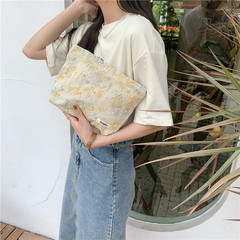 23022 Exquisite embroidered floral cosmetic bag girls storage bag portable clutch bag large capacity coin purse