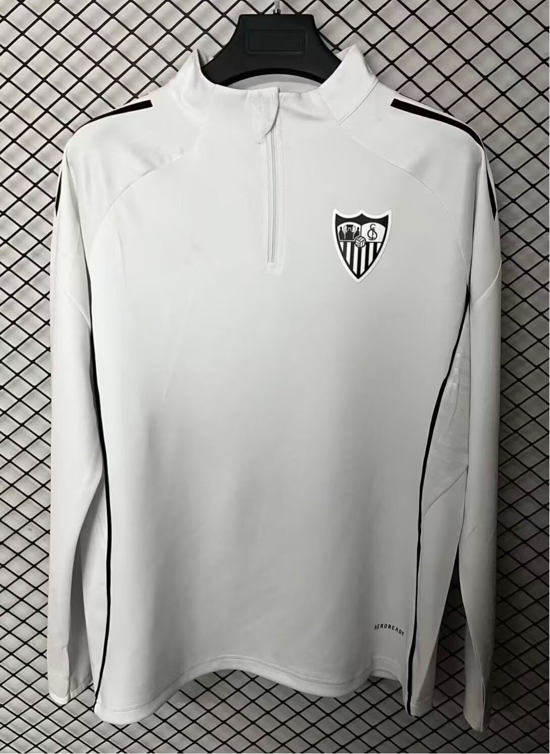 2526 Sevilla Semitra Blanco