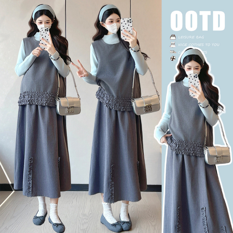 Maternity Autumn and Winter Suit 2025 New Style Ear-Hem Vest and Skirt Three-Piece Set for Pregnant Mothers French Style Winter Wear
