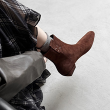 �ﶬ�¿���ɫ�򷴽q�̽���ѥ~���^������и�ͨ�ڕr�bѥ��aŮѥ