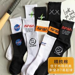 襪子男中筒潮流長襪子女ins潮牌字母棉質白色運動夏季薄款男長筒