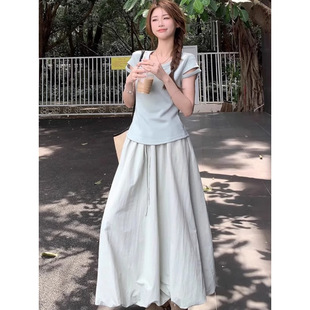 3275#��} С����ootd�����ļ�Ů�b�Gɫ��������ȹ