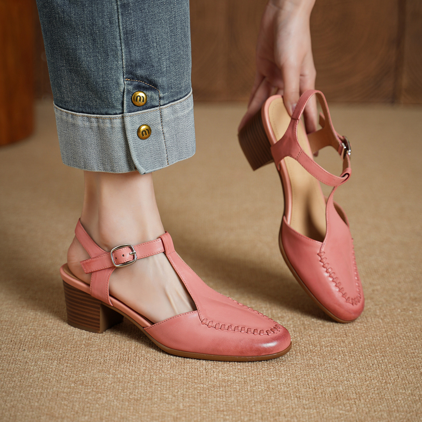 Sandal nữ mũi nhọn quai chữ T da bò gót 5 cm phong cách vintage — Màu hồng