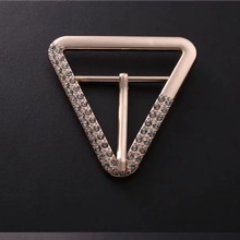 ���������ǿ۴��L�������{�����������տ�Ů�b�½��b��o����