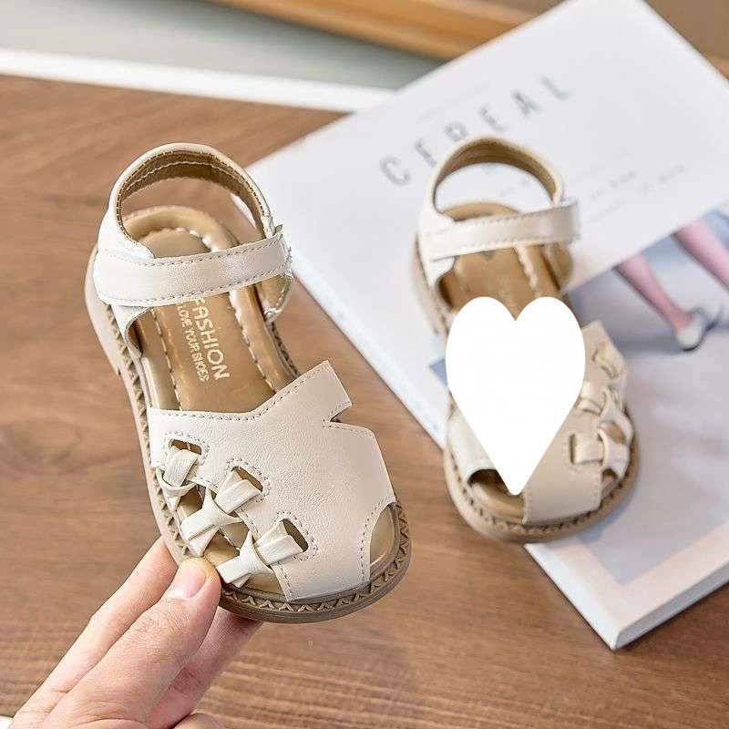 Весенне-летний новый стиль, новые сандалии в стиле ретро в китайском стиле принцессы, подходящие для девочек на прогулку, модные сандалии, удобные и нескользящие.