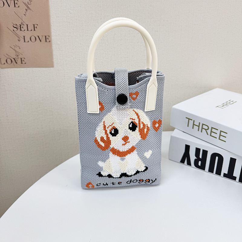 회색 귀여운 강아지