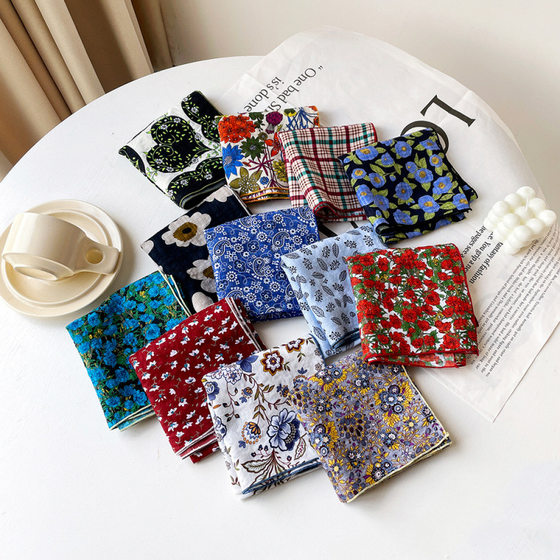 Cotton blue cashew scarf small square scarf ladies spring new versatile floral printed cotton and linen scarf wholesale