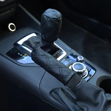 Cross-Border Foreign Trade Specializes in Quilted Embroidered Three-Piece Sets of Car Steering Wheel Covers, Handbrake Covers, and Gear Lever Covers for Amazon, Temu, and Shopee