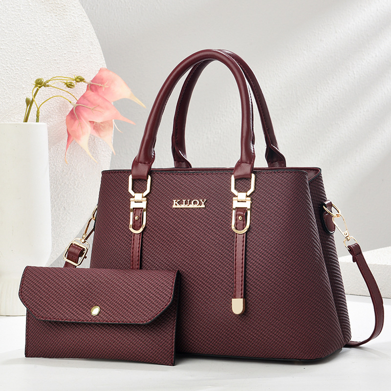 女士包包女2025新款潮女包百搭手提包简约时尚单肩中年斜挎包大包