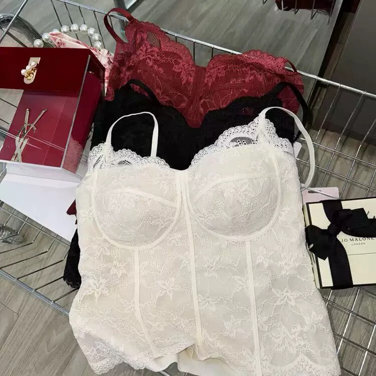 Autumn and Winter Brushed French Lace Pure Desire Camisole with Beautiful Back, Integrated Cup, No Bra Needed, Slim-Fit Women's Vest 6100 Autumn and Winter Brushed French Lace Pure Desire Camisole with Beautiful Back, Integrated Cup, No Bra Needed, Slim-Fit Women's Vest 6100