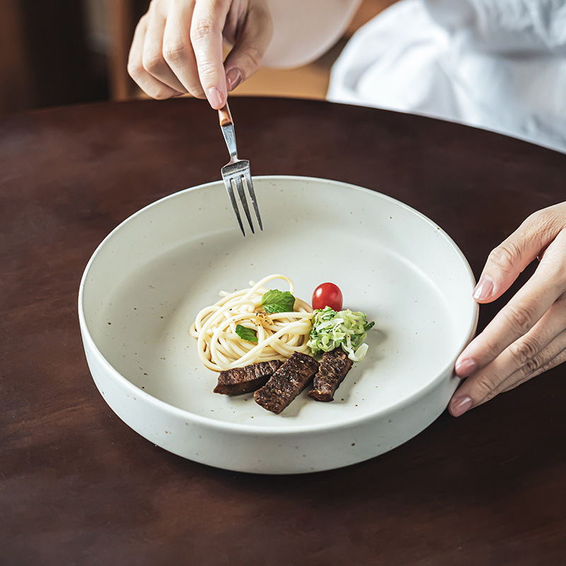 Retro viento tinta de sésamo puntos cerámicos platos profundos platos de platos caseros prácticos platos de ensalada de frutas platos de pasta