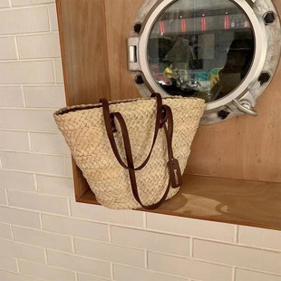 �ֹ���ʽ�μ����������Ƥ�������ᾎ���˻@�Ӷȼ�ɳ����Ů�͹�LC
