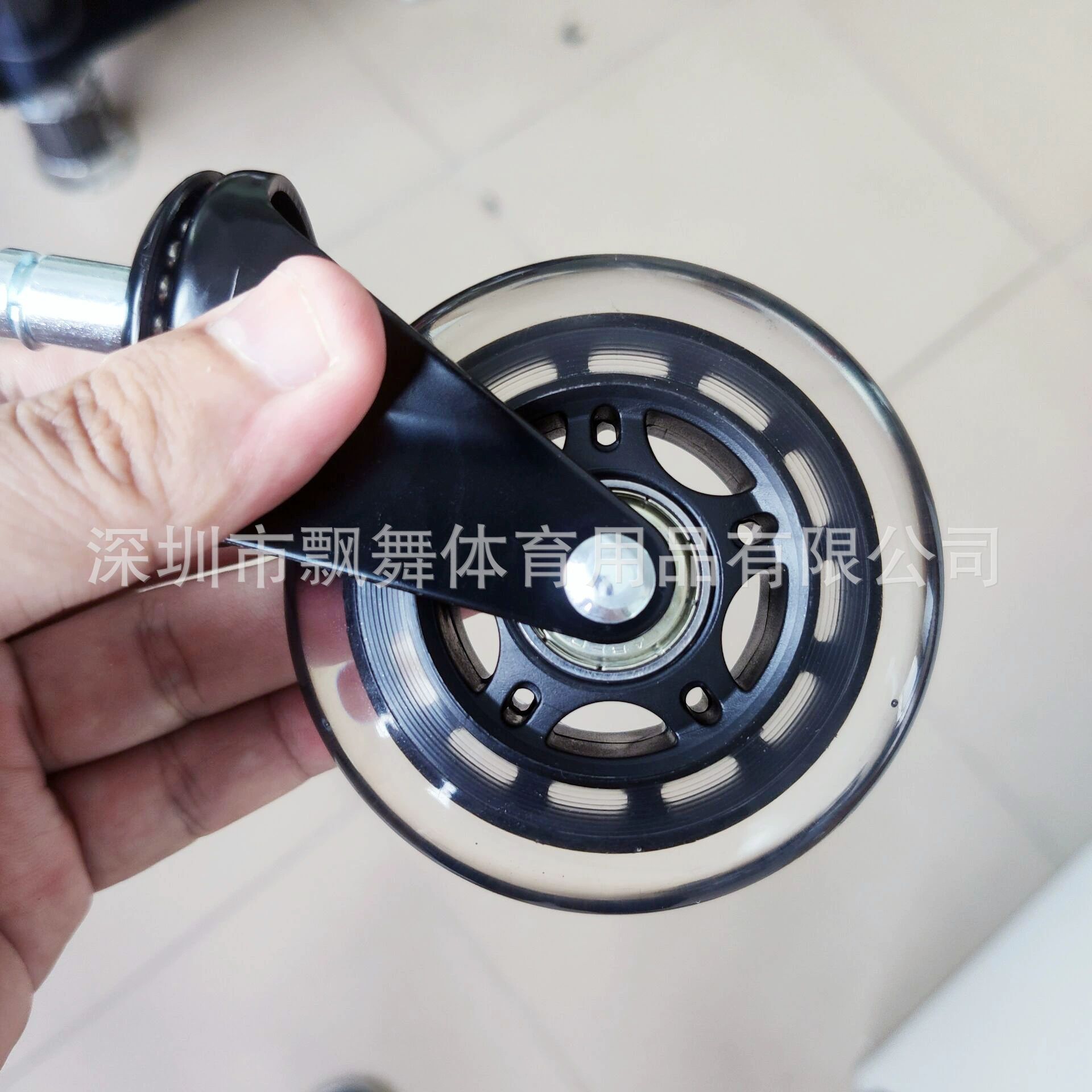 跨境热销3寸75PU静音脚轮插杆万向脚轮聚氨酯PU办公电竞椅透明轮