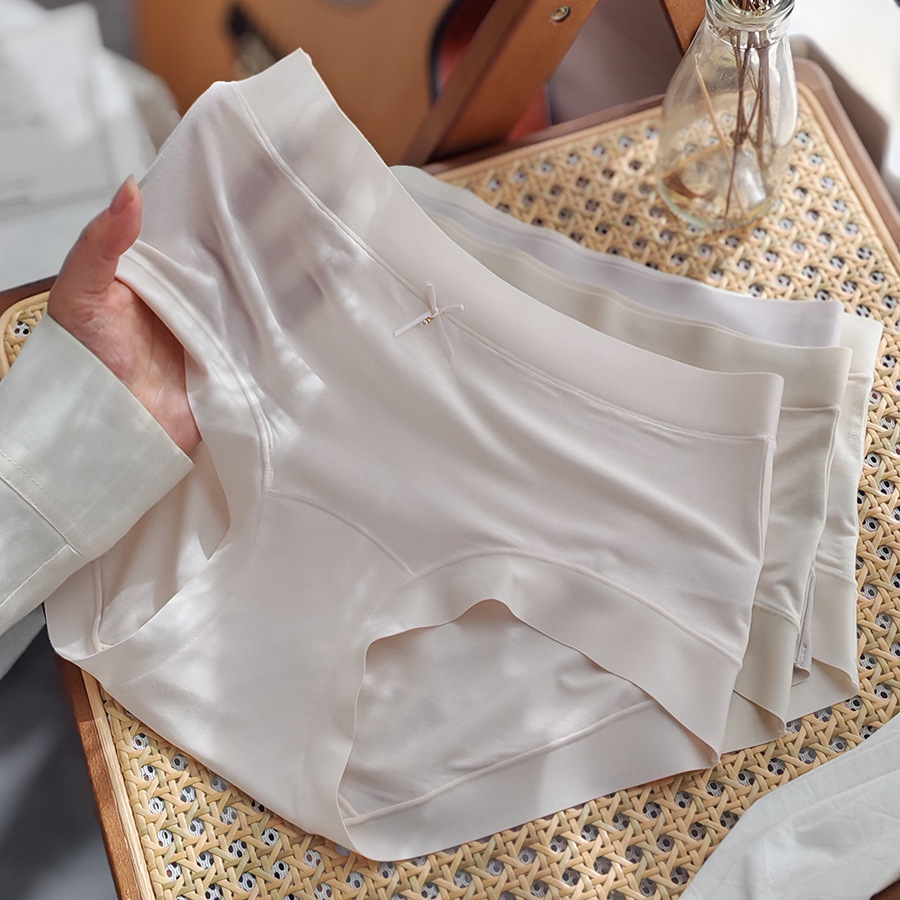 6064 Nude, Comfortable, Seamless Edge Modal Skin-Friendly Mid-Waist Women's Briefs Shorts with Cotton Inner Lining