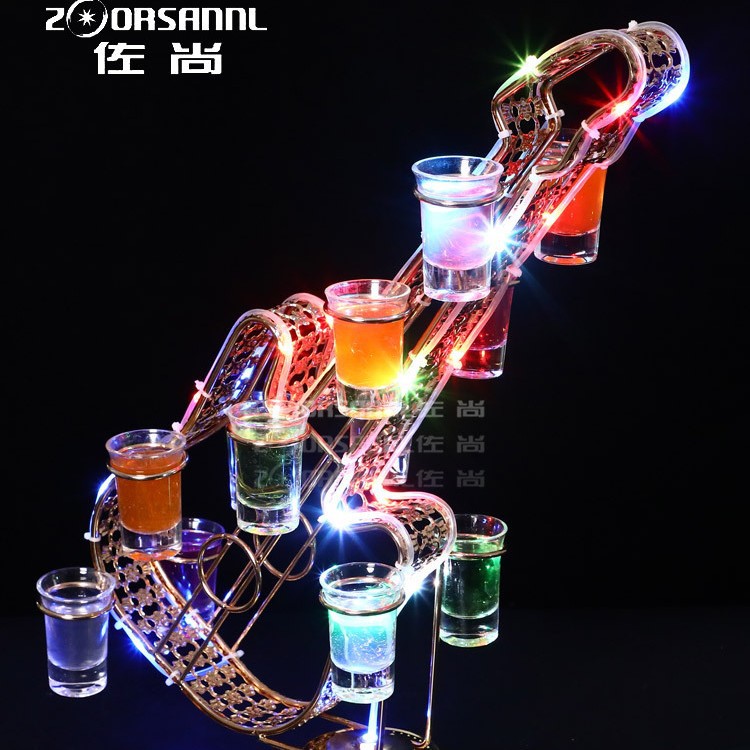 Bar club nocturno KTV estante del vino emisor de luz saxofón titular de la taza de bala titular de la taza de cóctel creativo titular de la taza de emisión de luz