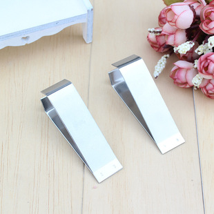 Stainless Steel Kitchen Hair Puller for Household Use, Suitable for Chicken Feathers, Duck Feathers, Pig Hair, Fish Bones, and Fish Spines