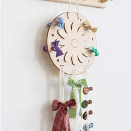 ins北欧木质雏菊儿童发夹收纳壁挂女童发饰头箍收纳带儿童房装饰