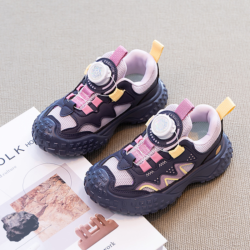 Girls' Sneakers 2026 New Autumn and Winter Lightweight Soft-Soled Casual Shoes for Little Girls and Boys' Dad Shoes