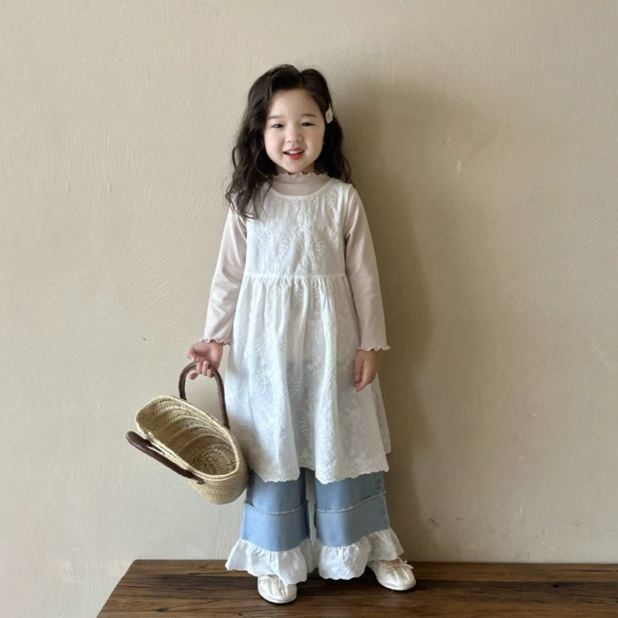 Новая корейская детская одежда для девочек без рукавов кружевное платье для малышей с кружевной юбкой весной 2025