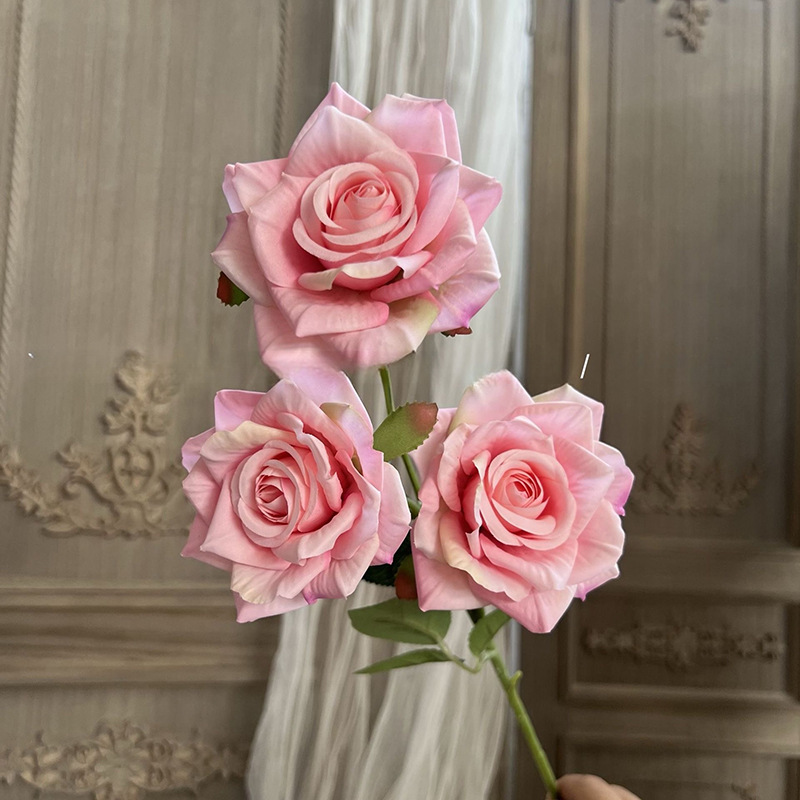 3개의 컬링 코너 로즈 핑크