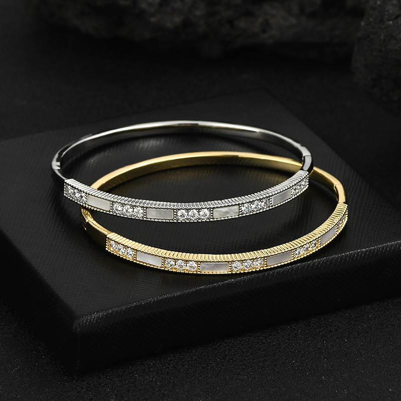 Pulsera de concha de circón súper intermitente con microincrustaciones de oro real, diseño de nicho femenino, estilo japonés y coreano, nueva pulsera al por mayor