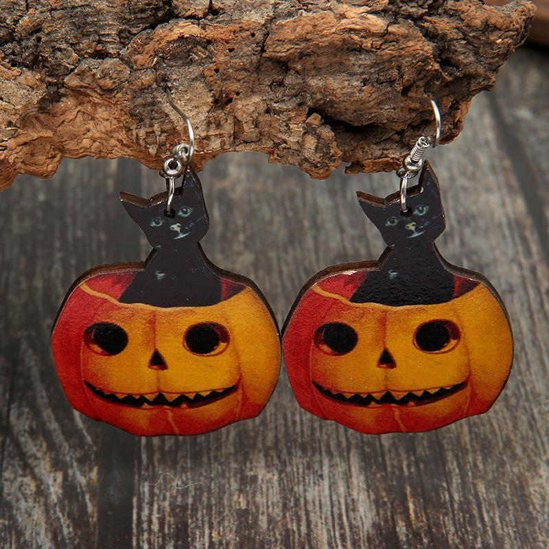 Wholesale Boucles D&#39;oreilles En Bois Citrouille Chat D&#39;halloween Nihaojewelry display picture 2