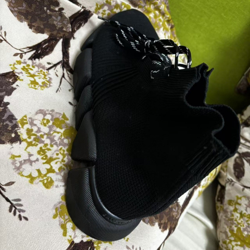 Cross-Border Wholesale Breathable Sports Shoes for Men and Women, Paris Mid-Top Lace-Up Sock Boots, Knitted Elastic Sock Shoes, Men's Shoes