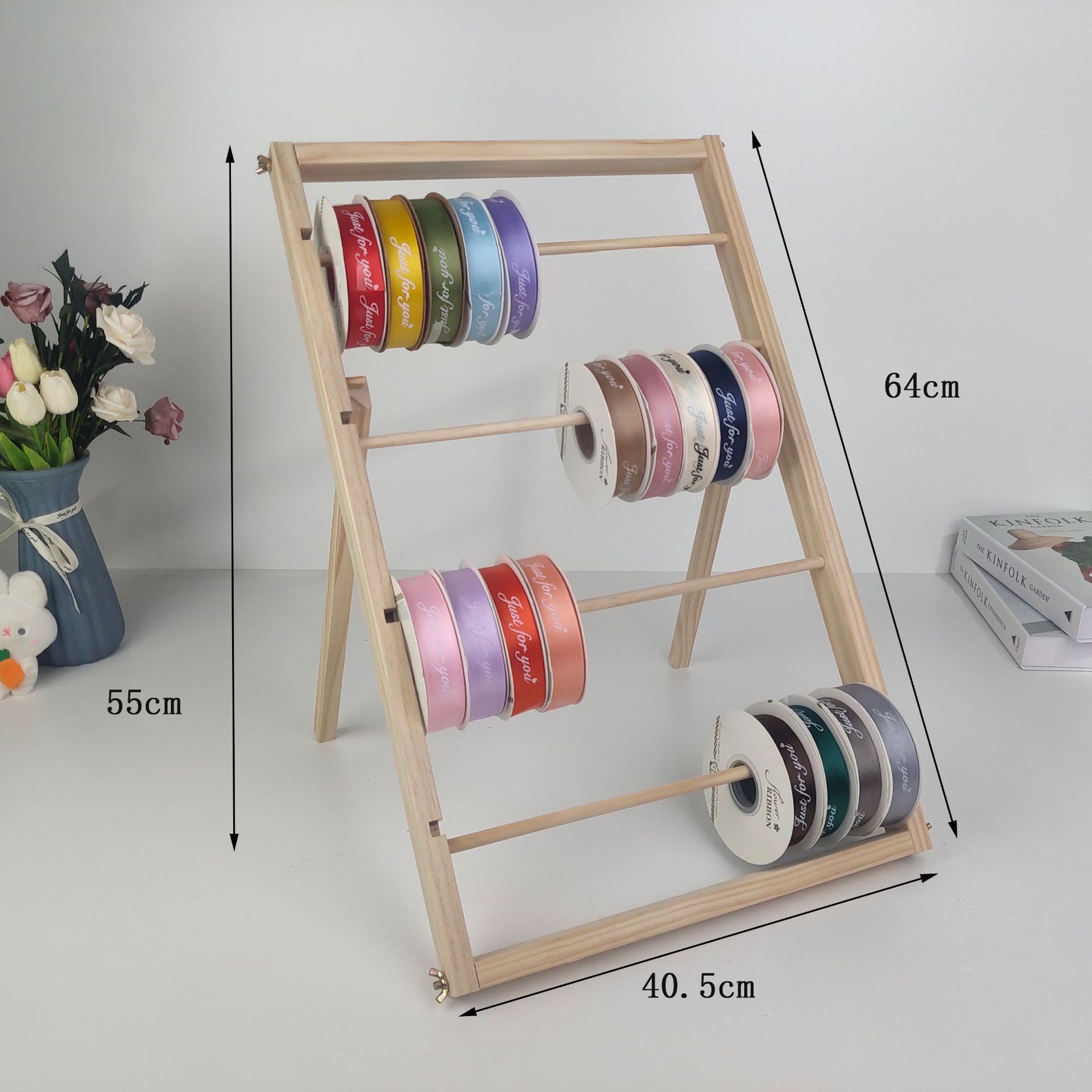 Estante de exhibición de almacenamiento de cinta de madera nueva lana tejida de madera maciza estante de almacenamiento tienda de flores tienda de pasteles estante de cinta en stock
