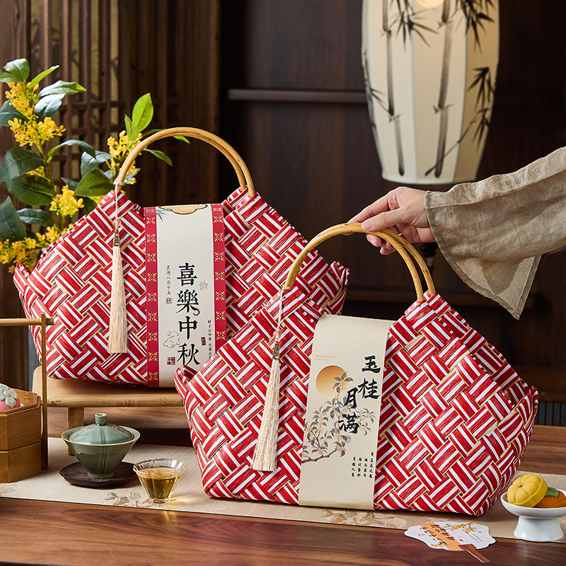 2025新款红色中国风竹编手提篮子伴手礼篮商务送礼高档月饼礼盒空