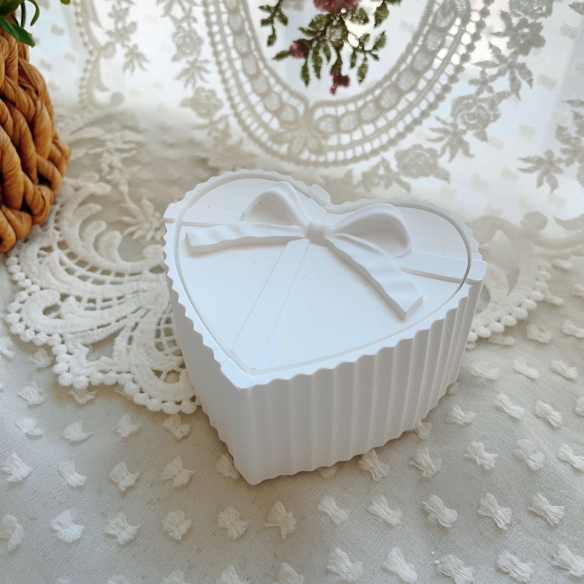 사랑의 활 저장 흰색 공백 3.5*7.5*4cm