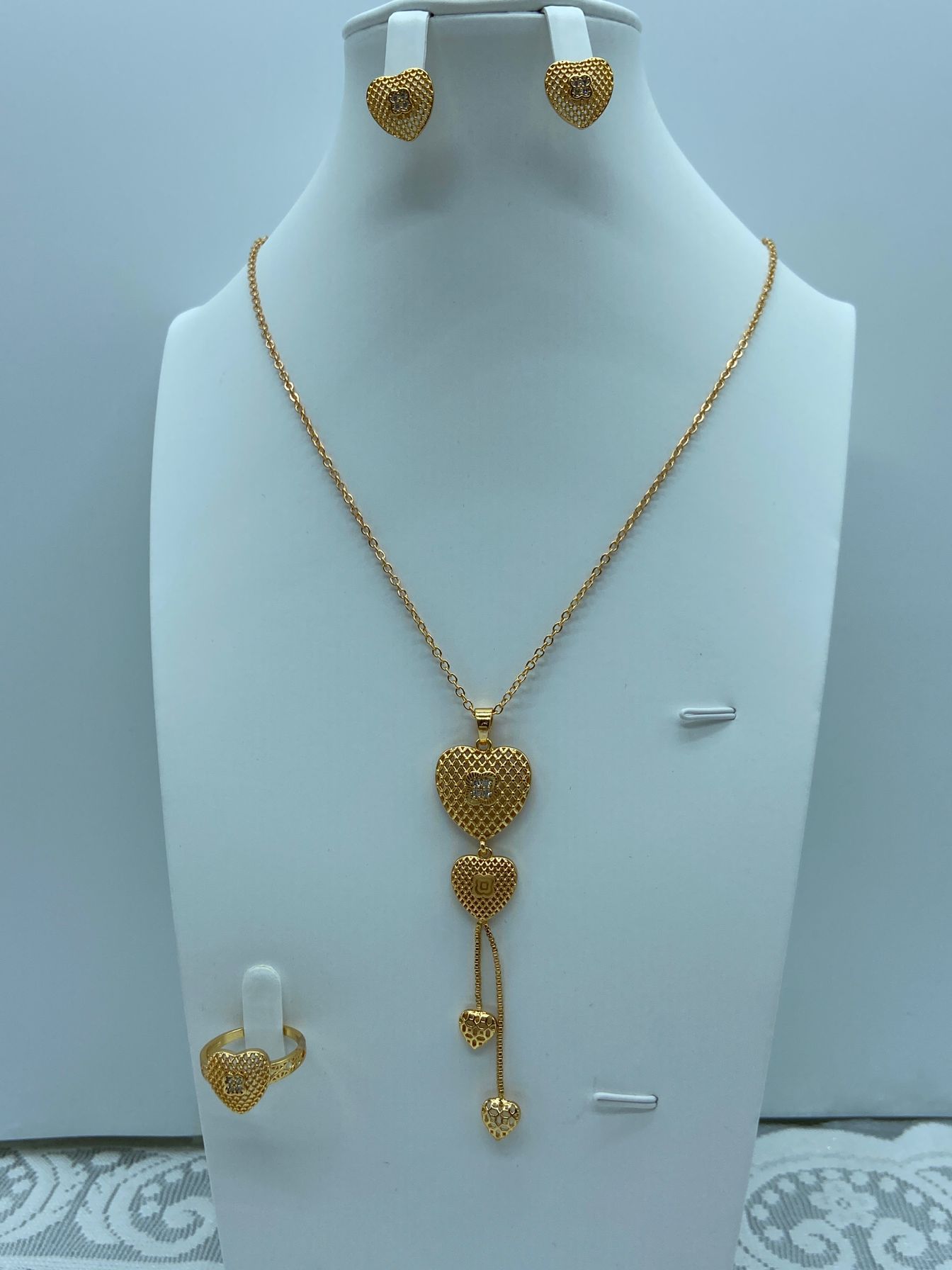 Transfronterizos de moda retro de Oriente Medio conjunto de joyería collar pendientes de boda banquete de bronce de lujo joyería dorada mujer