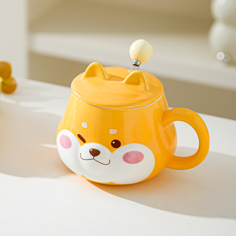 Hermosas tazas de cerámica con tapa de agua creativa de alta calidad para parejas de regalo de cumpleaños tazas de oficina domésticas