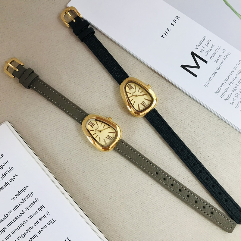 110g Weight Tempered Glass Mirror Material Genuine Leather Strap Material Watch Classification Pointer Display Type Buckle Buckle Style Oval Dial Shape Casual, Holiday Occasion Quartz Movement Solid Color Pattern All Seasons Season Women's Gender Vintage Style, Classic Style Style Vintage Style Classic Style Solid Color Buckle Quartz Watch Women's Watches 31