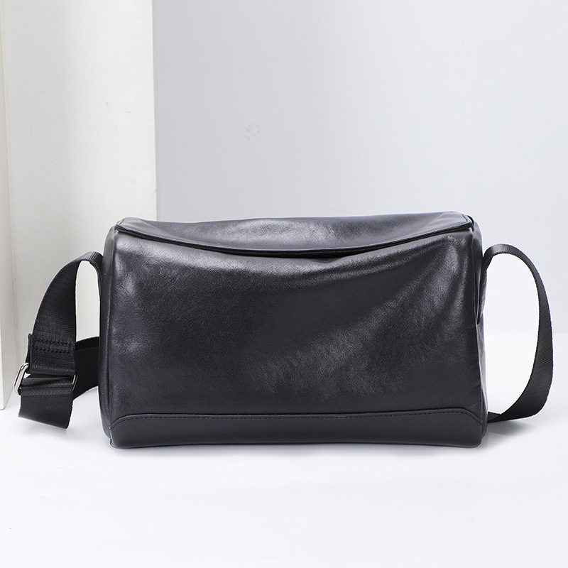 Túi đeo chéo nam da bò thuần phong cách tối giản, túi gối nhỏ 29×11×17 cm — Màu đen