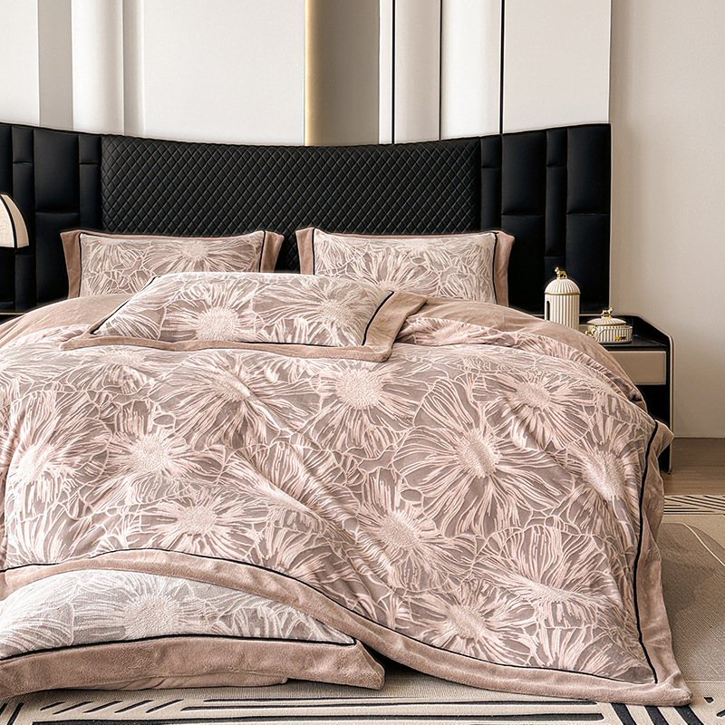 High-end winter thick warm carved double-sided velvet four-piece milk velvet high weight coral baby plush kit