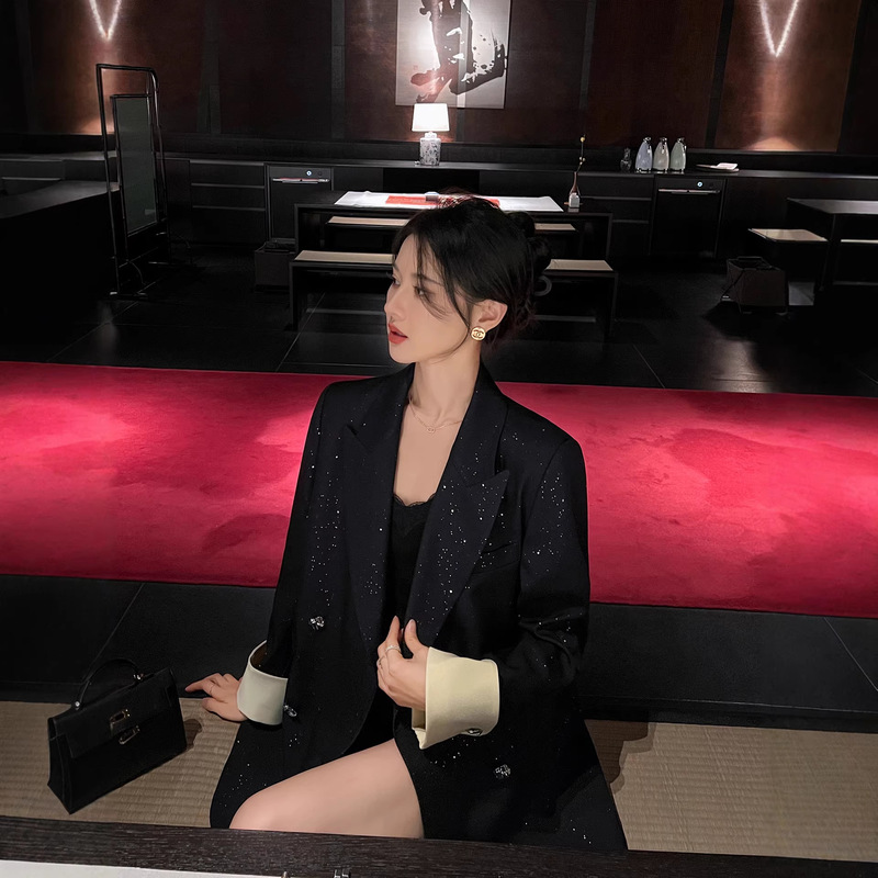 2606 In-Stock High-End Rhinestone-Studded Blazer for Women, Spring and Autumn Korean Style Loose Goddess-Style Casual Suit Jacket 2606 In-Stock High-End Rhinestone-Studded Blazer for Women, Spring and Autumn Korean Style Loose Goddess-Style Casual Suit Jacket