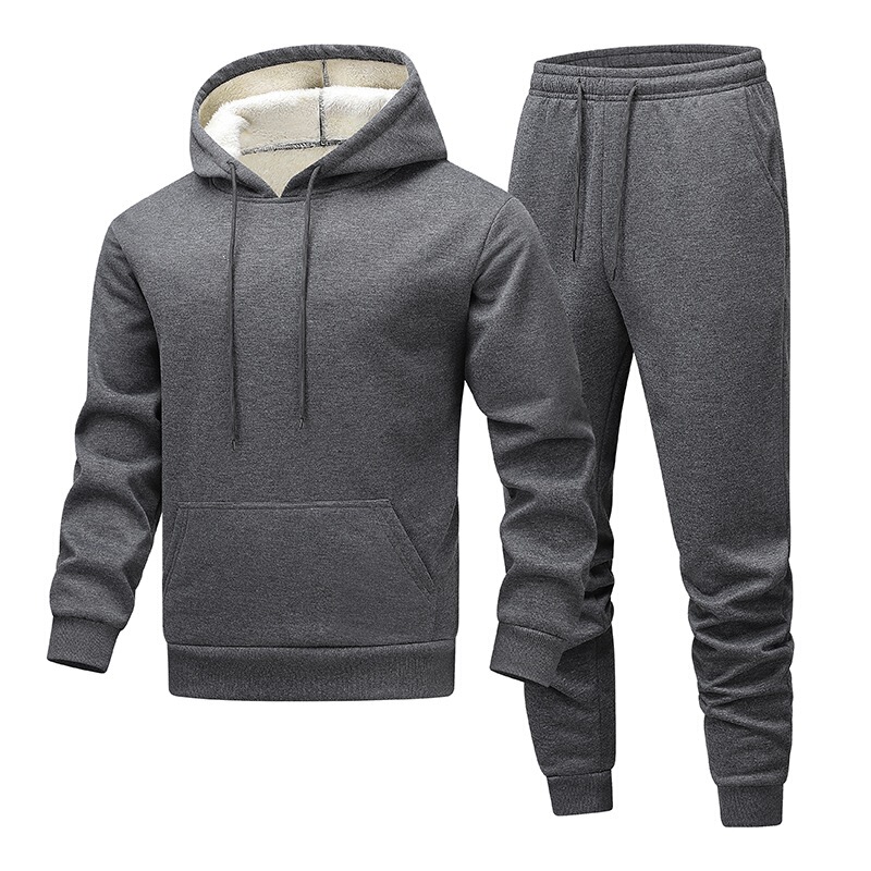 Cross-border European-style casual sportswear set for men, featuring a trendy fleece-lined sweatshirt and pants, perfect for autumn and winter, creating a stylish and handsome look