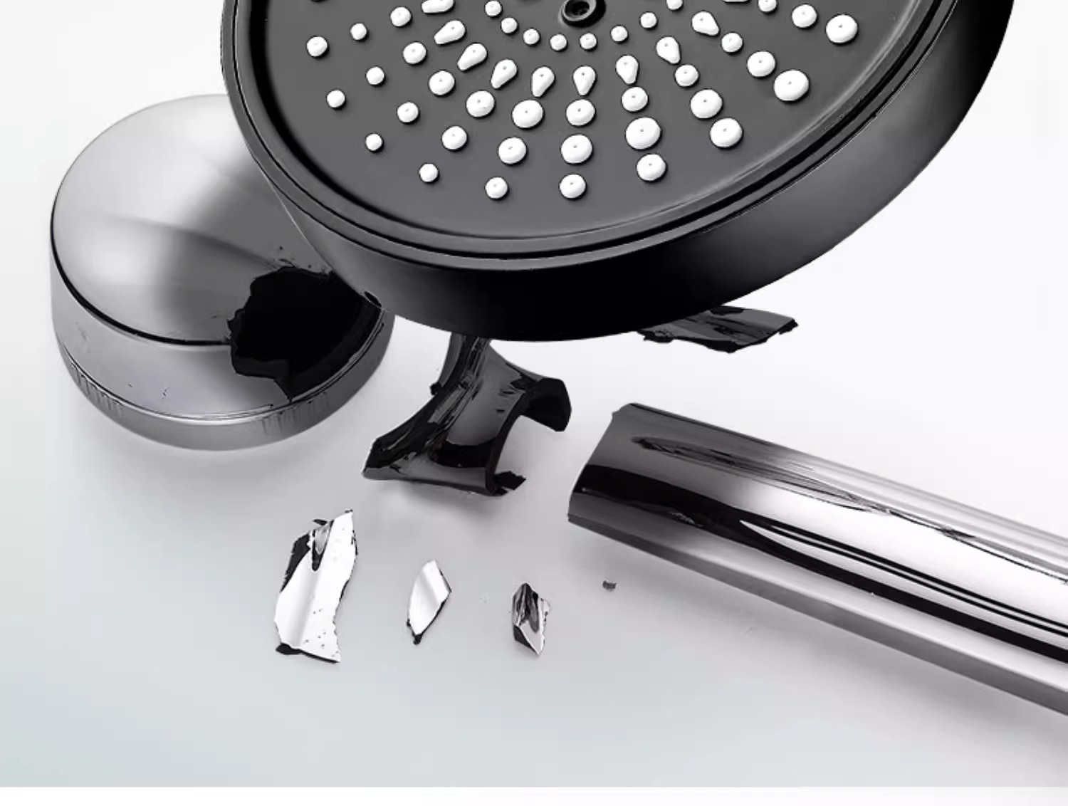 The new product has been upgraded with a six-speed pressurized filter showerhead, a shower head, and a pressurized nozzle for home bathing and soaking in the rain undefined