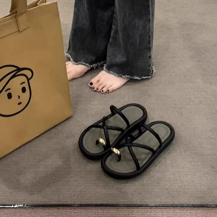 Модные сандалии-стринги на толстой подошве, универсальные модные сандалии на мягкой подошве для уличной одежды, лето 2025, новый стиль, подходящий к платьям, без шнуровки