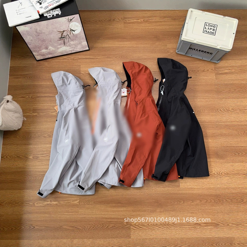 Mammoth Full Glued Men's Windproof and Water-Resistant Fleece-Lined Softshell Jacket Mammoth Full Glued Men's Windproof and Water-Resistant Fleece-Lined Softshell Jacket