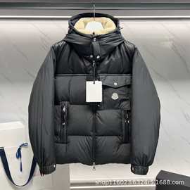 正确版本蒙家25FW新款胸前徽章LOGO羊羔毛拼接连帽羽绒服保暖御寒