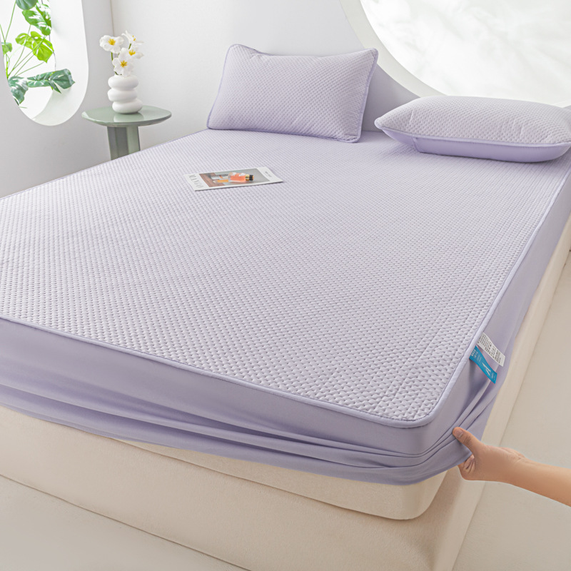 2025 nueva y cómoda funda de cama de seda helada de verano fresco de una sola pieza cubierta protectora de colchón de clase A de verano juego de tres piezas 3