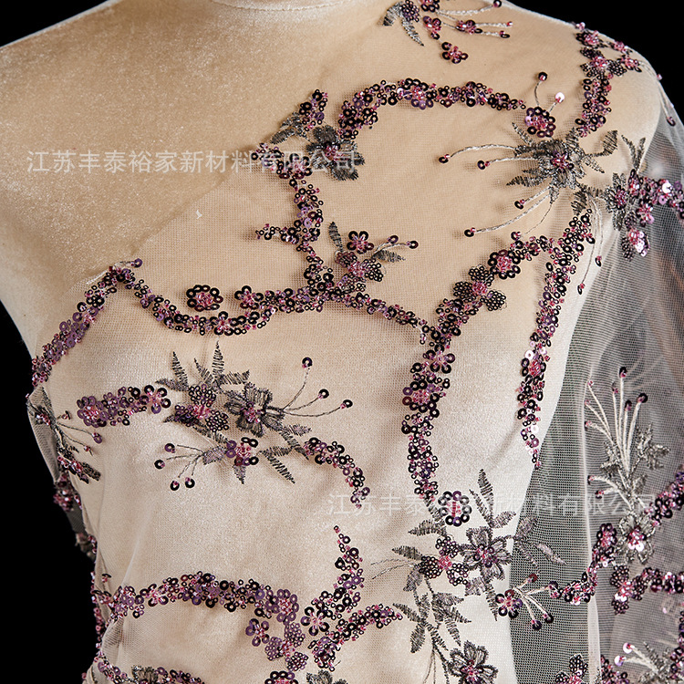 Tejido de cuentas, línea rosa, esquinilla rosa, cuentas de perforación tridimensional, vestido de noche de moda de alta gama