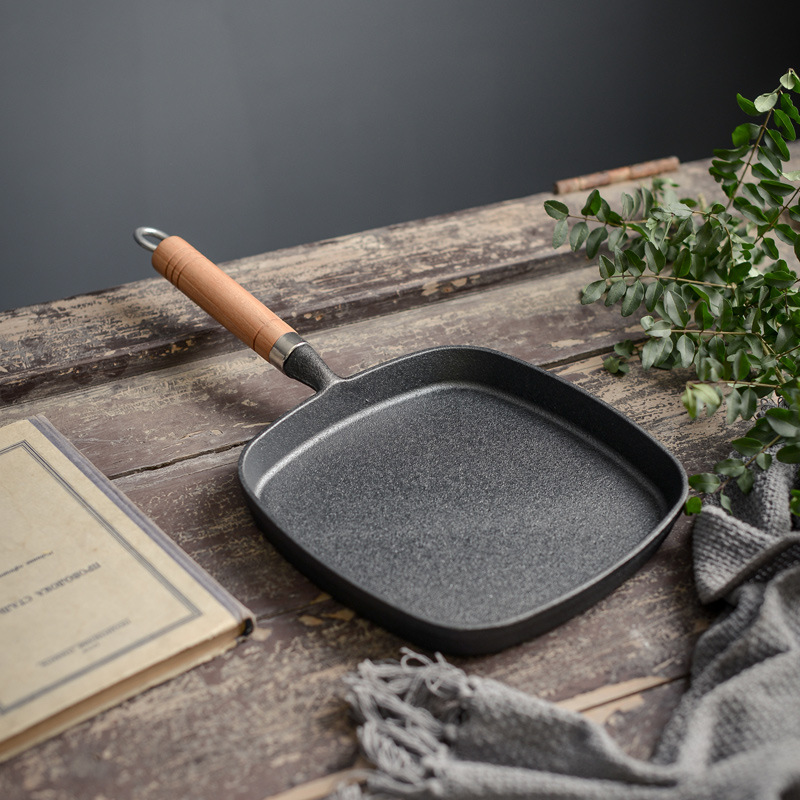 Small Happiness Cast Iron Wood Handle Pan for Home Use Striped Steak Pan Cast Iron Flat Pan Thick Pure Cast Iron Non-stick Pan