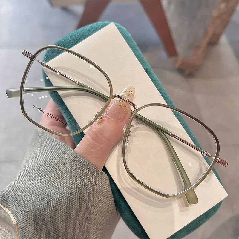 Ultra-light large frame myopia glasses women's high-looking lime green anti-blue light optical big face slimming frosted plain glasses