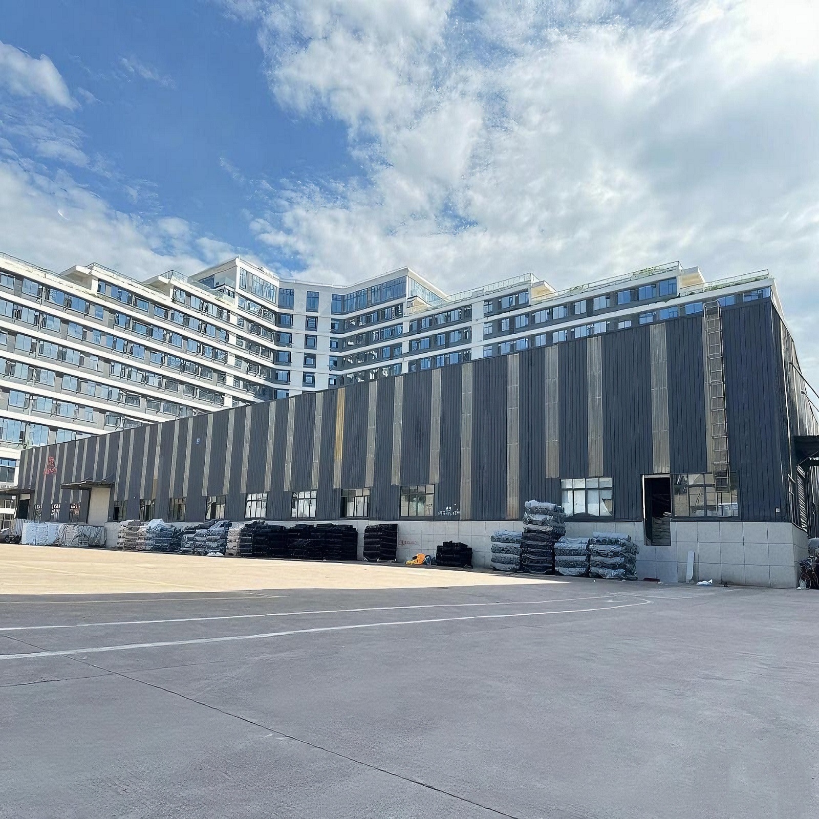 Factory Direct Sales Express Bag Logistics Waterproof and Puncture-Proof Thickened New Material Sealing Clothing Packaging Bag Wholesale Price