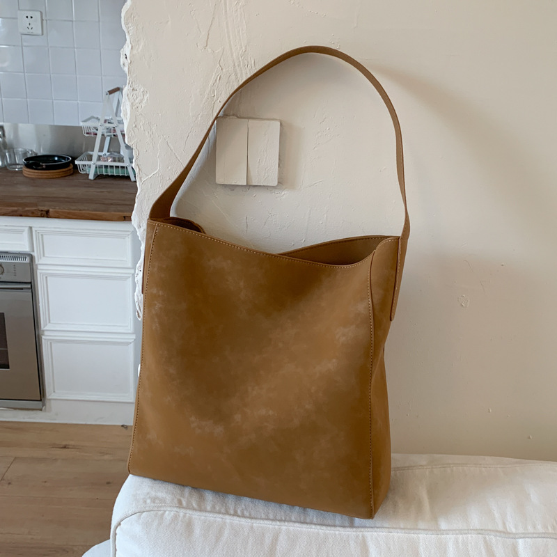 Cross-border 2025 otoño y invierno nuevo retro bolso de braza alta sensación de viaje de gran capacidad bolso de cubo de viaje de mujer bolso de hombro