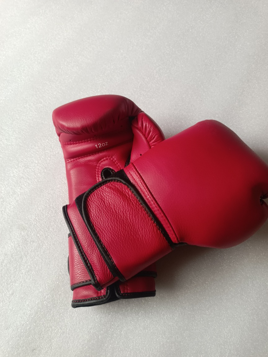 Cowhide Boxing, Sanda, Muay Thai, Adult and Kidsren Training, Men's and Women's Fitness Gloves with Logo