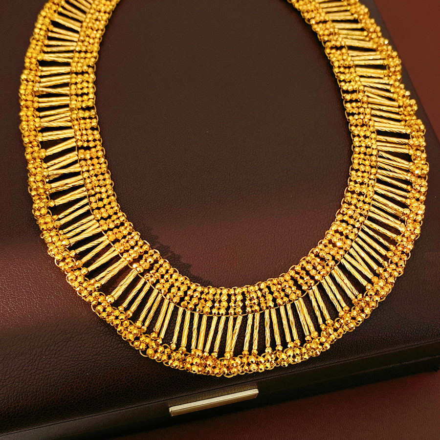 Viento frío collar de encaje plegado lujo ligero nicho de alta calidad cadena de clavícula estilo europeo y americano personalidad conjunto de joyería de moda
